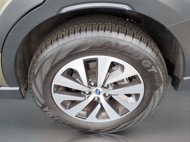 Used 2025 Subaru Outback Premium AWD/4WD image 26