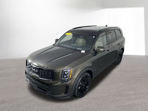 Used 2022 Kia Telluride SX w/ SX Prestige Package image 46