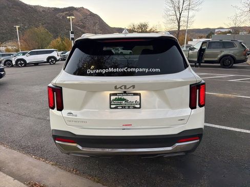 New 2025 Kia Sorento EX image 6