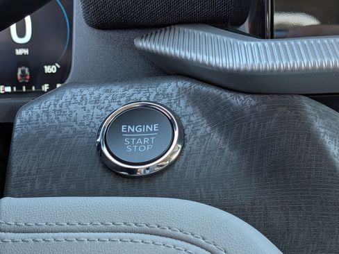 New 2026 Ford Explorer Platinum w/ LUX Leather Package image 32