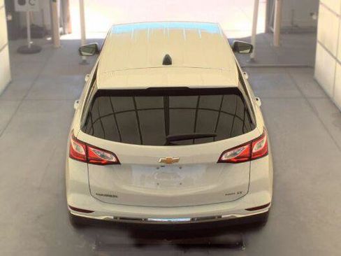 Used 2020 Chevrolet Equinox LT AWD/4WD image 5