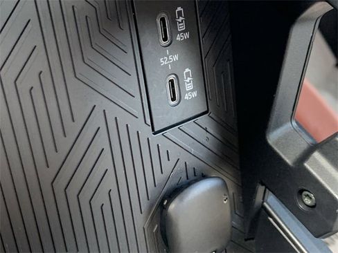 Used 2024 Toyota Tacoma SR5 image 27