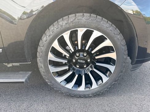 Used 2024 Lincoln Navigator Black Label AWD/4WD image 31
