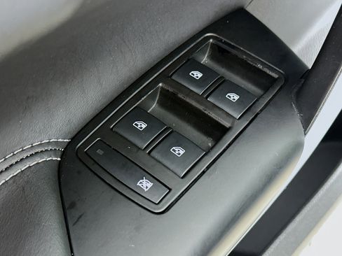 Used 2014 Buick Regal image 17