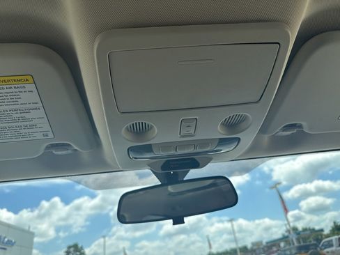 Used 2022 Ford EcoSport SE w/ SE Convenience Package image 22