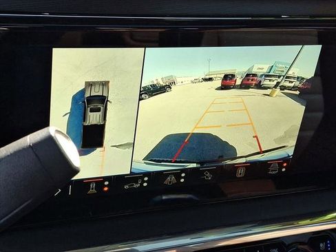 Used 2025 GMC Sierra 3500 Denali Ultimate image 15