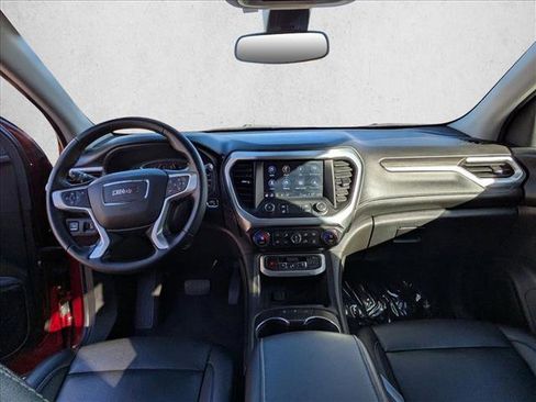 Used 2023 GMC Acadia SLT image 14