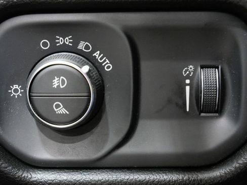 Used 2023 RAM 1500 Big Horn AWD/4WD image 13