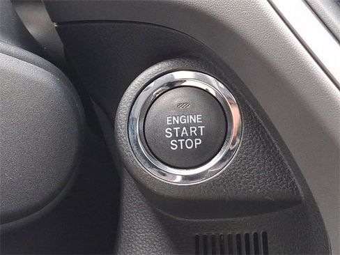 Used 2025 Subaru Crosstrek 2.0i Premium image 24