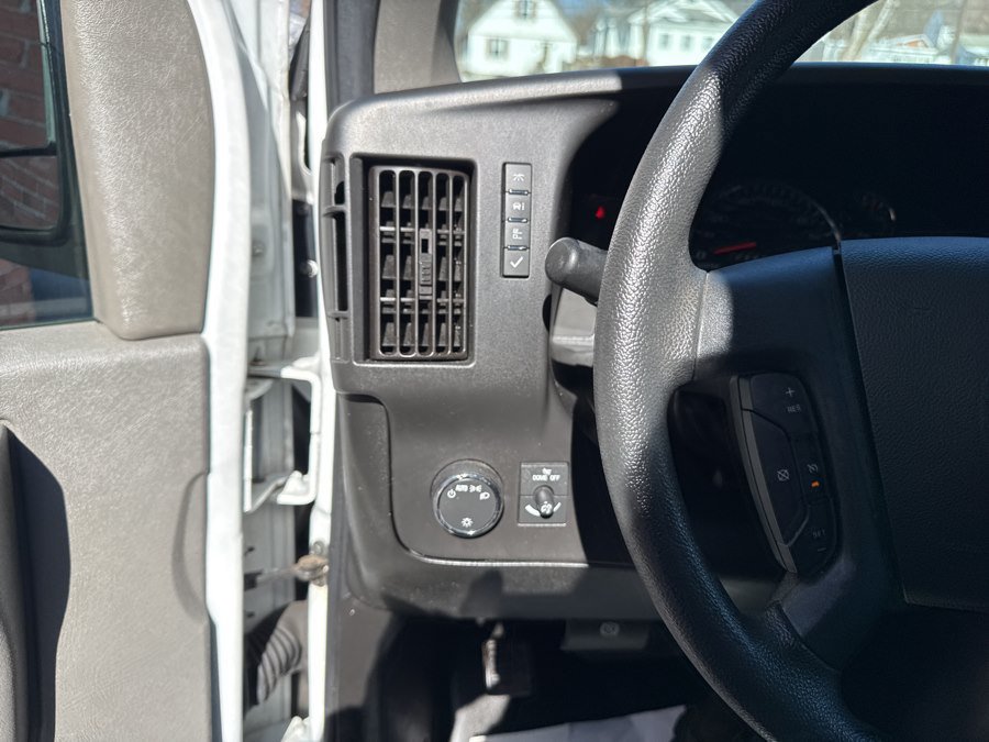 Used 2019 Chevrolet Express 2500 w/ Driver Convenience Package RWD image 26