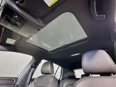 Used 2019 Volkswagen GTI SE image 25