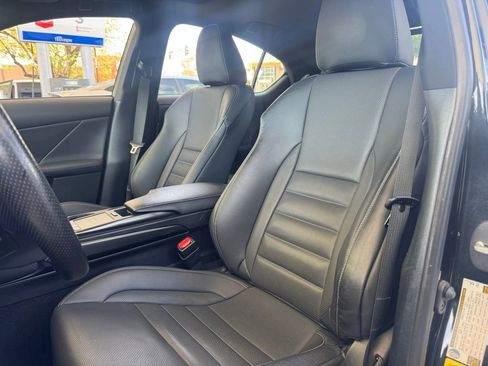 Used 2023 Lexus IS 500 image 5