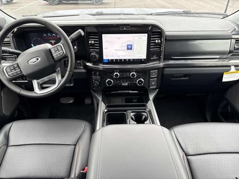 New 2026 Ford F250 Lariat w/ Black Appearance Package AWD/4WD image 16