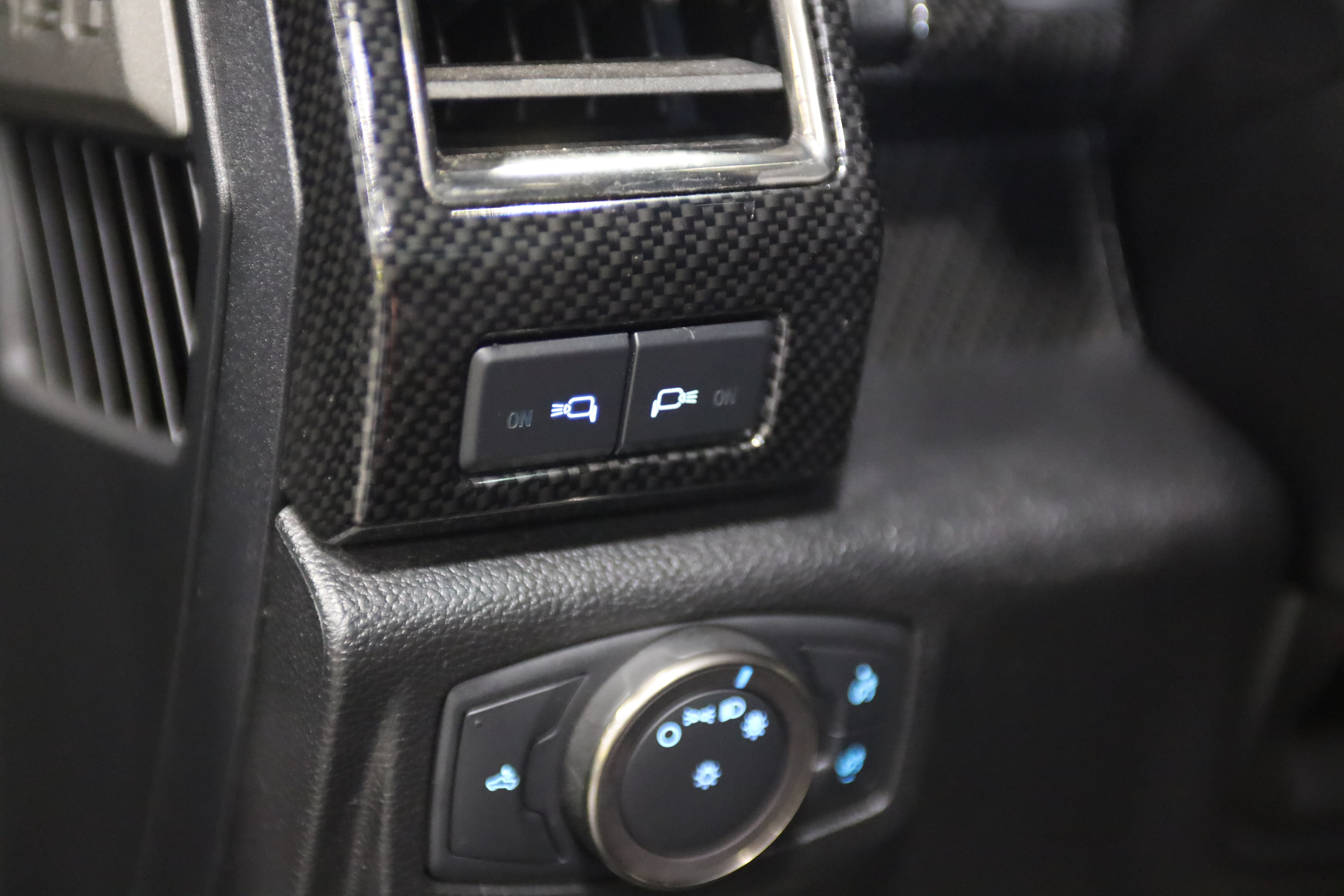 Used 2018 Ford F150 Raptor w/ Equipment Group 802A Luxury AWD/4WD image 21