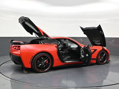 Used 2015 Chevrolet Corvette Stingray Coupe w/ 2LT Preferred Equipment Group RWD image 28
