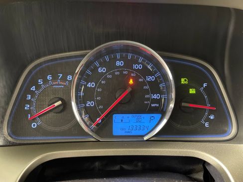 Used 2015 Toyota RAV4 Limited w/ Technology Package FWD image 20