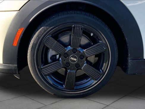 Used 2023 MINI Cooper S w/ Signature Upholstery Package FWD image 11