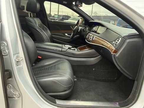 Used 2016 Mercedes-Benz S 550 4MATIC Sedan image 37