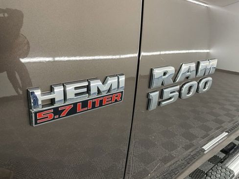 Used 2018 RAM 1500 ST w/ SXT Appearance Group image 23