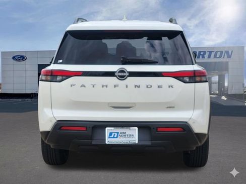 Used 2025 Nissan Pathfinder SV AWD/4WD image 9