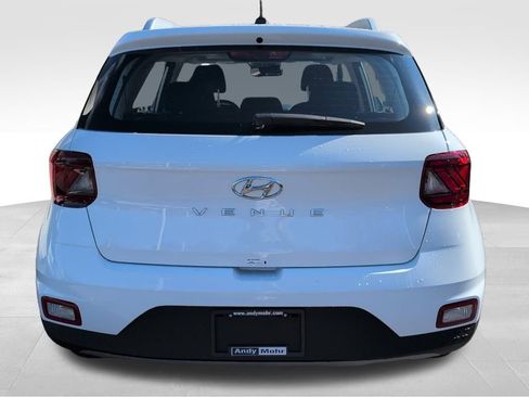 New 2026 Hyundai Venue SEL image 6