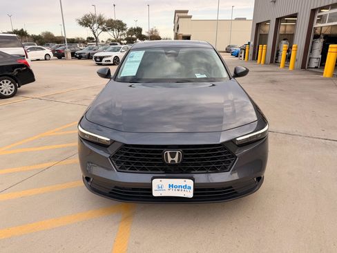 Used 2024 Honda Accord EX image 3