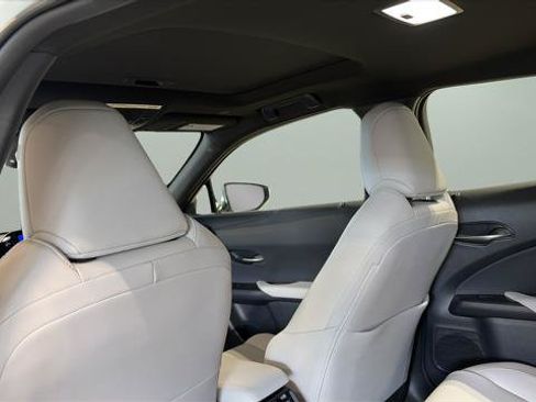 Certified 2025 Lexus UX 300h AWD w/ Accessory Package (Z1) image 20