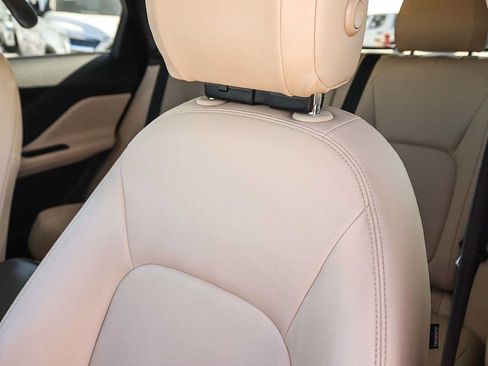 Used 2020 Jaguar F-PACE Premium AWD/4WD image 34