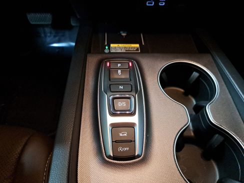 Certified 2025 Honda Passport EX-L image 31