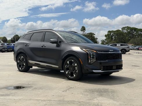 Certified 2026 Kia Sportage SX FWD image 2