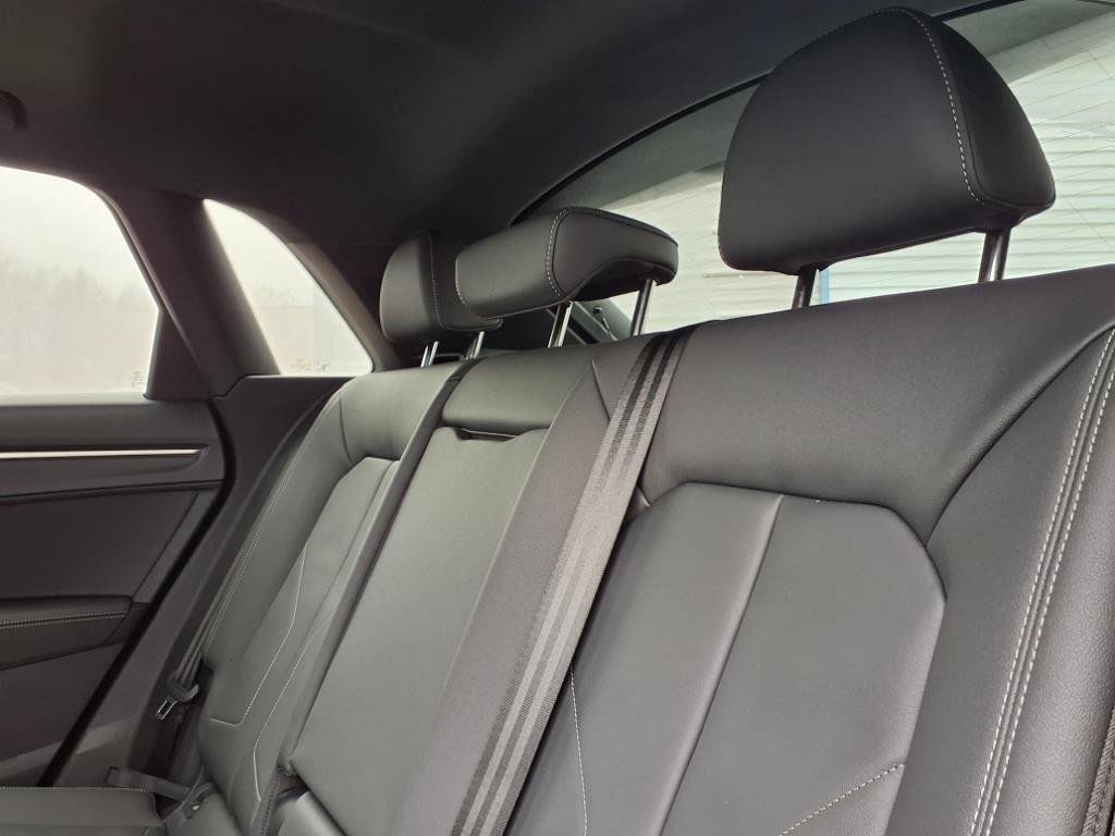 Used 2025 Audi Q3 2.0T Premium AWD/4WD image 21