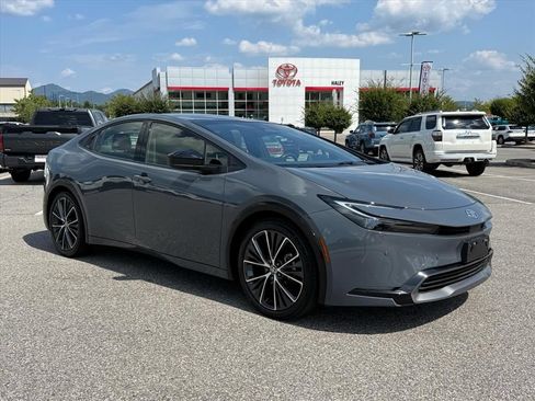 Certified 2023 Toyota Prius XLE FWD image 2