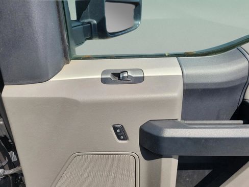 Used 2022 Ford F350 XL w/ Power Equipment Group image 26