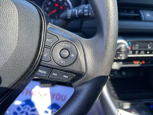 Used 2019 Toyota RAV4 XLE image 36