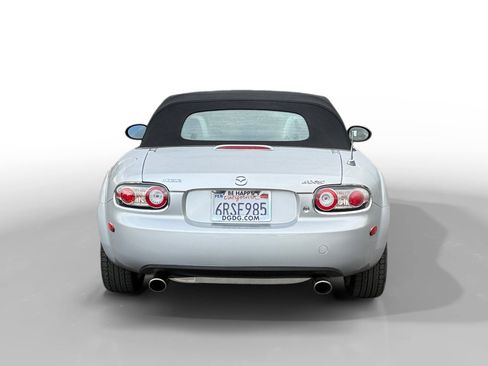 Used 2008 MAZDA MX-5 Miata Grand Touring w/ Premium Pkg image 4