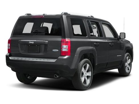 Used 2017 Jeep Patriot Latitude image 5
