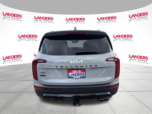 Used 2022 Kia Telluride SX w/ Nightfall Edition Package AWD/4WD image 4