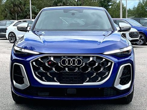 New 2026 Audi SQ5 Premium Plus image 10
