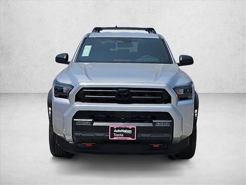 Used 2026 Toyota 4Runner SR5 AWD/4WD image 2