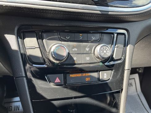 Used 2018 Buick Encore Sport Touring AWD/4WD image 25