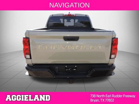 Used 2024 Chevrolet Colorado Trail Boss w/ Advanced Trailering Package AWD/4WD image 5