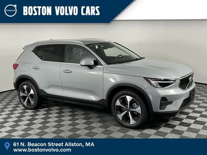 New 2025 Volvo XC40 B5 Core w/ Protection Package Premier