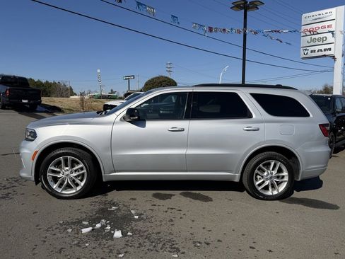 Used 2024 Dodge Durango GT image 8