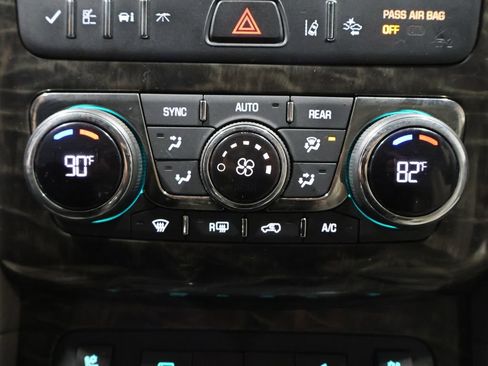 Used 2014 Buick Enclave Premium w/ Trailering Provision Package image 32