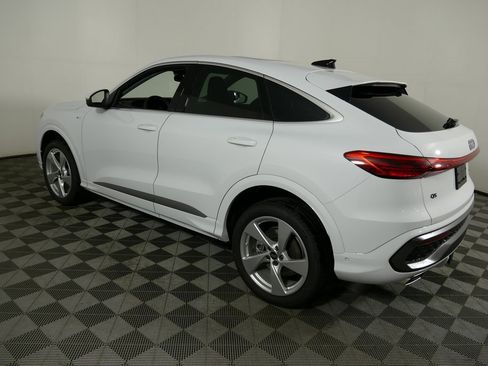 New 2025 Audi Q5 Premium Plus image 5