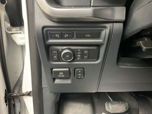 Used 2022 Ford F150 Lariat AWD/4WD image 15