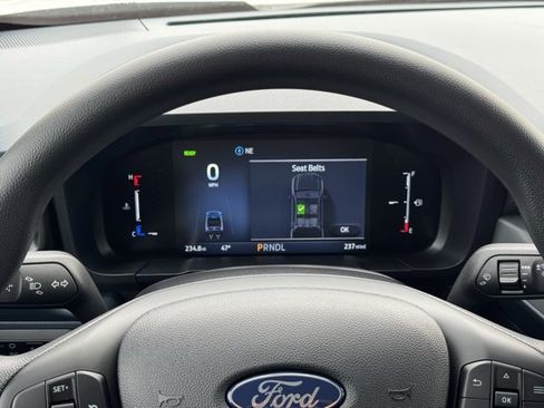 New 2025 Ford Maverick XL w/ Equipment Group 101A image 25