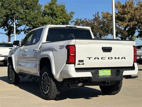 New 2025 Toyota Tacoma TRD Sport image 3