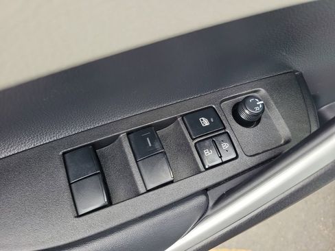Used 2026 Toyota Corolla Cross L FWD image 20