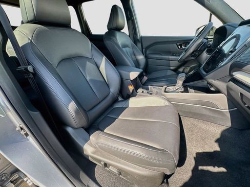 Used 2025 Subaru Forester Limited AWD/4WD image 35